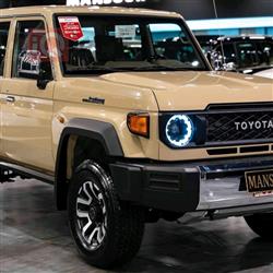 Toyota Land Cruiser 76